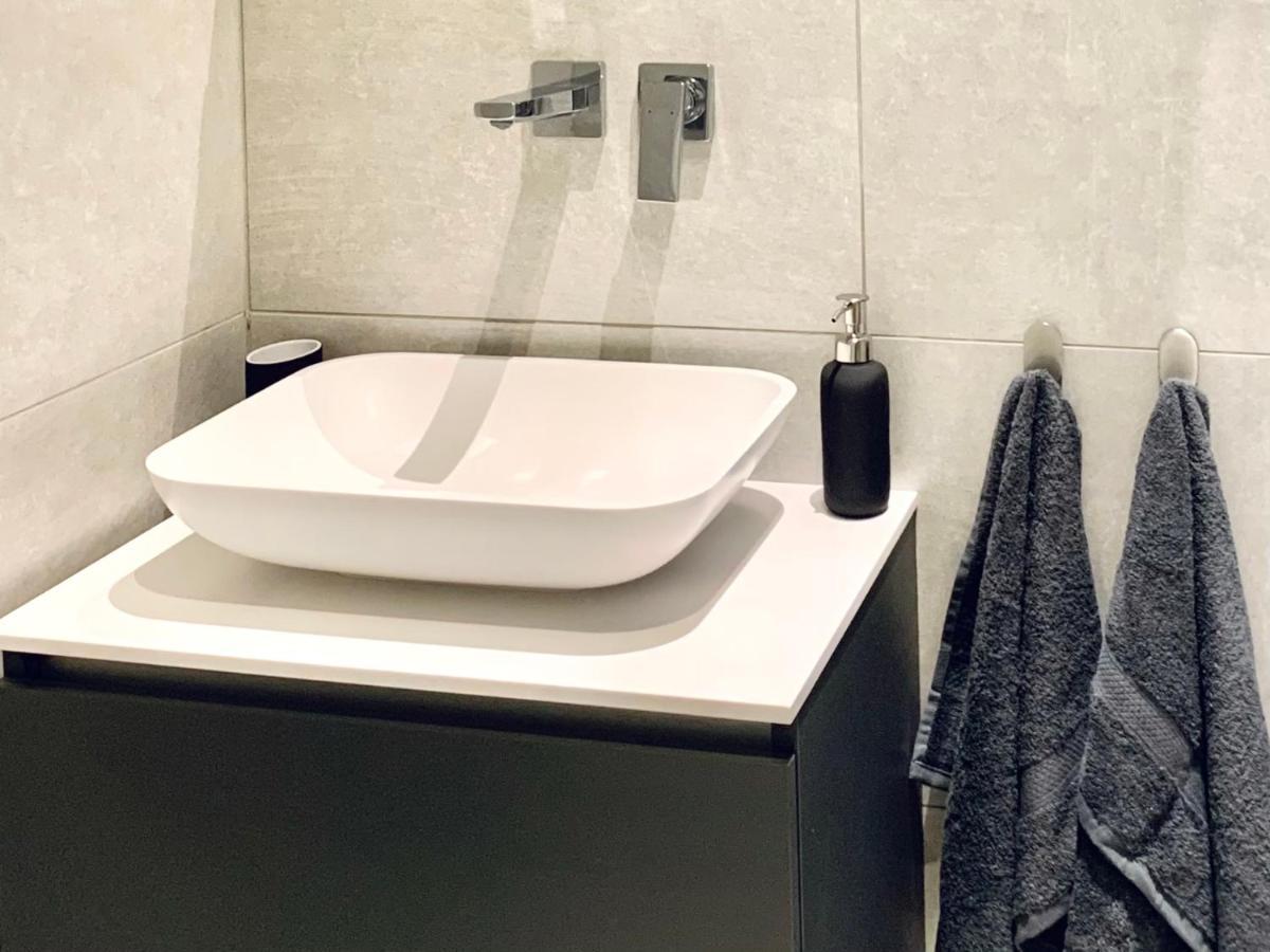Quiet Studio In Riga City Centre - Self Check-In, Walkable To Major Attractions Екстер'єр фото